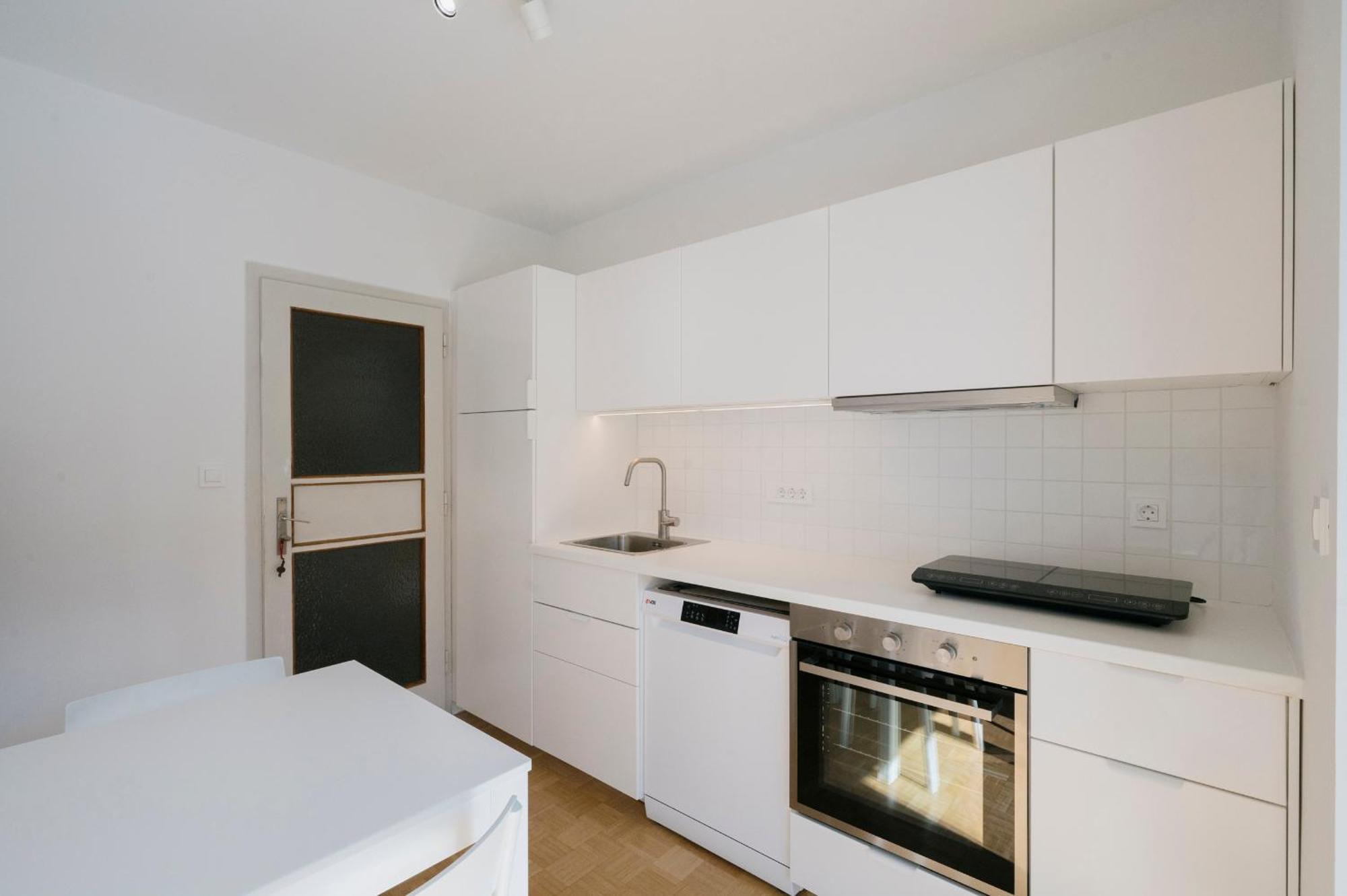 Ljubljana C17 4-Bedroom Private Row House With Garden And Parking المظهر الخارجي الصورة